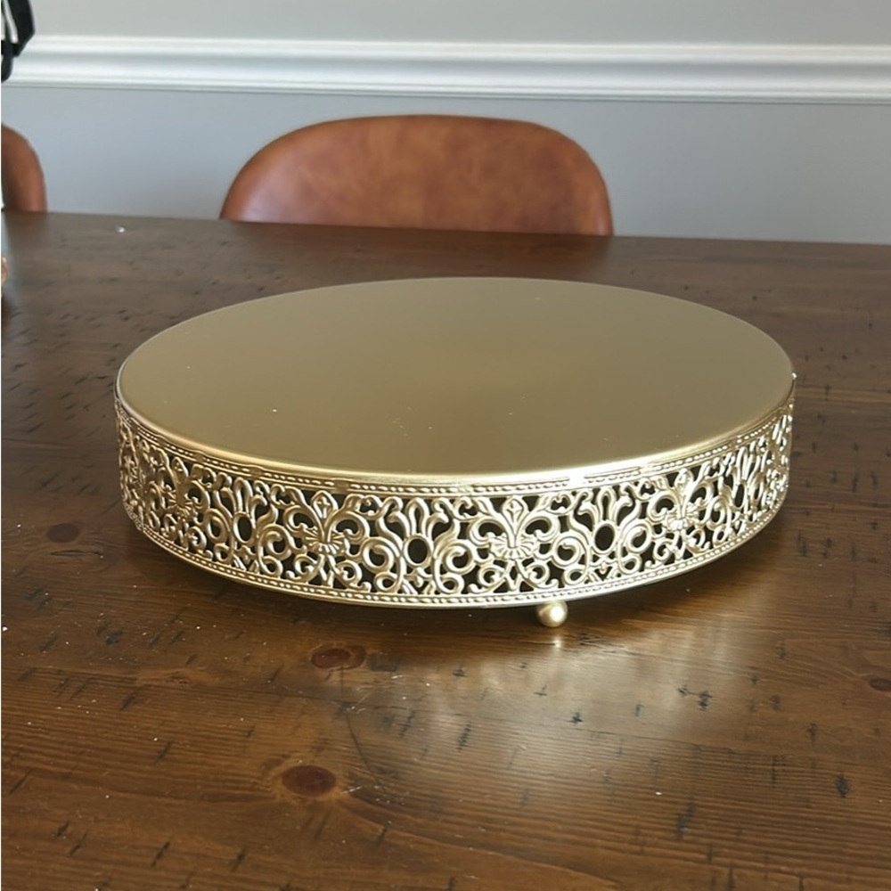 12” Gold Round Metal Wedding Cake Stands